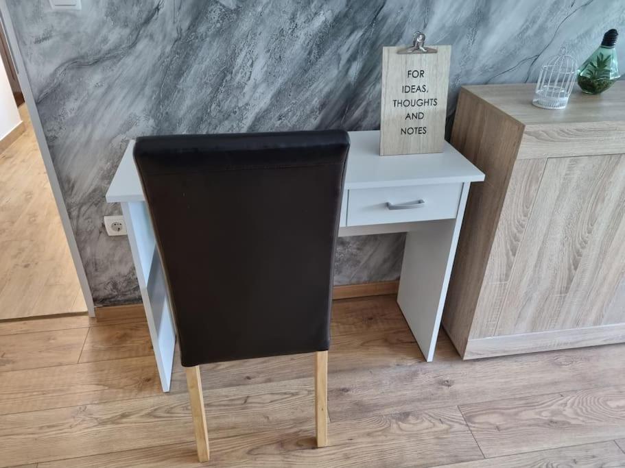 Studio Apartman Bojana 34M2,Free Wifi,Parking Сисак Экстерьер фото